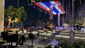 Rooftop Bar, IconSiam