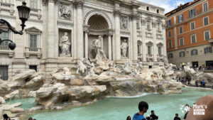 der Trevi Brunnen
